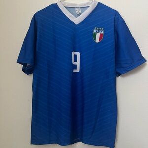 Balotelli Italia jersey